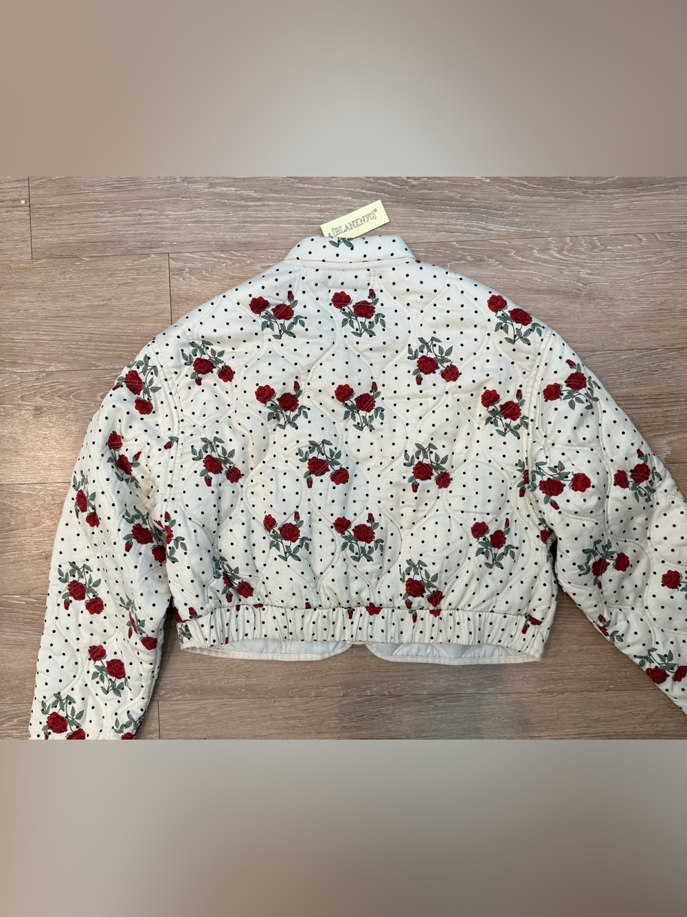 Blank NYC Cream Quilted Bomber Jacket with Red Rose Print Size Large - Picture 6 of 6
